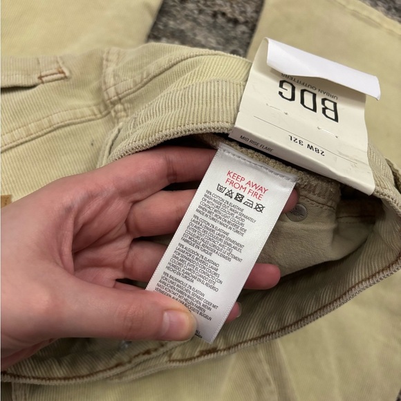 Urban Outfitters BDG Mid Rise Flare Corduroy Jeans In Crème Sz 28Wx32L NWT BDG - - Picture 6 of 14